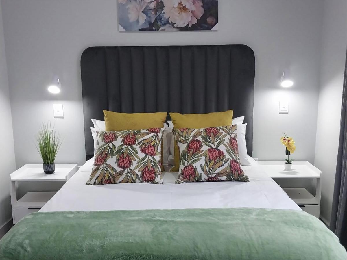 Blooming Rose Bed And Breakfast Polokwane Bagian luar foto